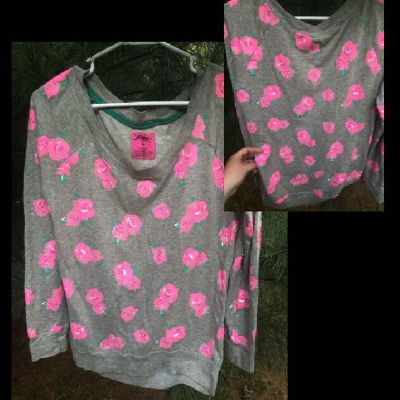 🛍$1 Add On Item!🛍 Wear it on or off shoulder - Picture 3 of 8